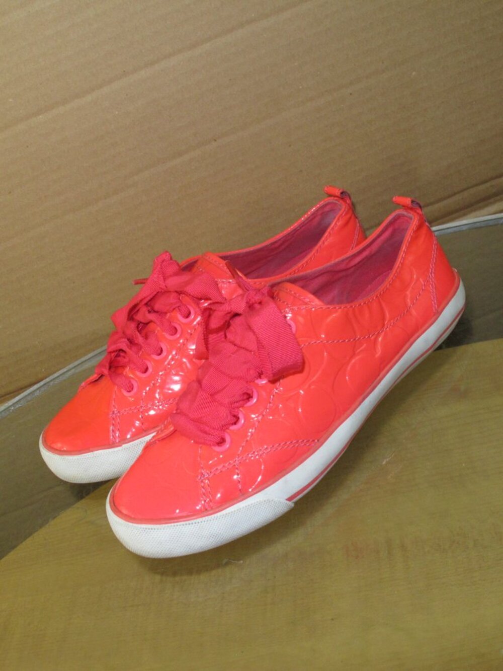Coach Signature Suzzy Pink Orange Patent Leather Comfort Shoes Woman’s Size  6 B